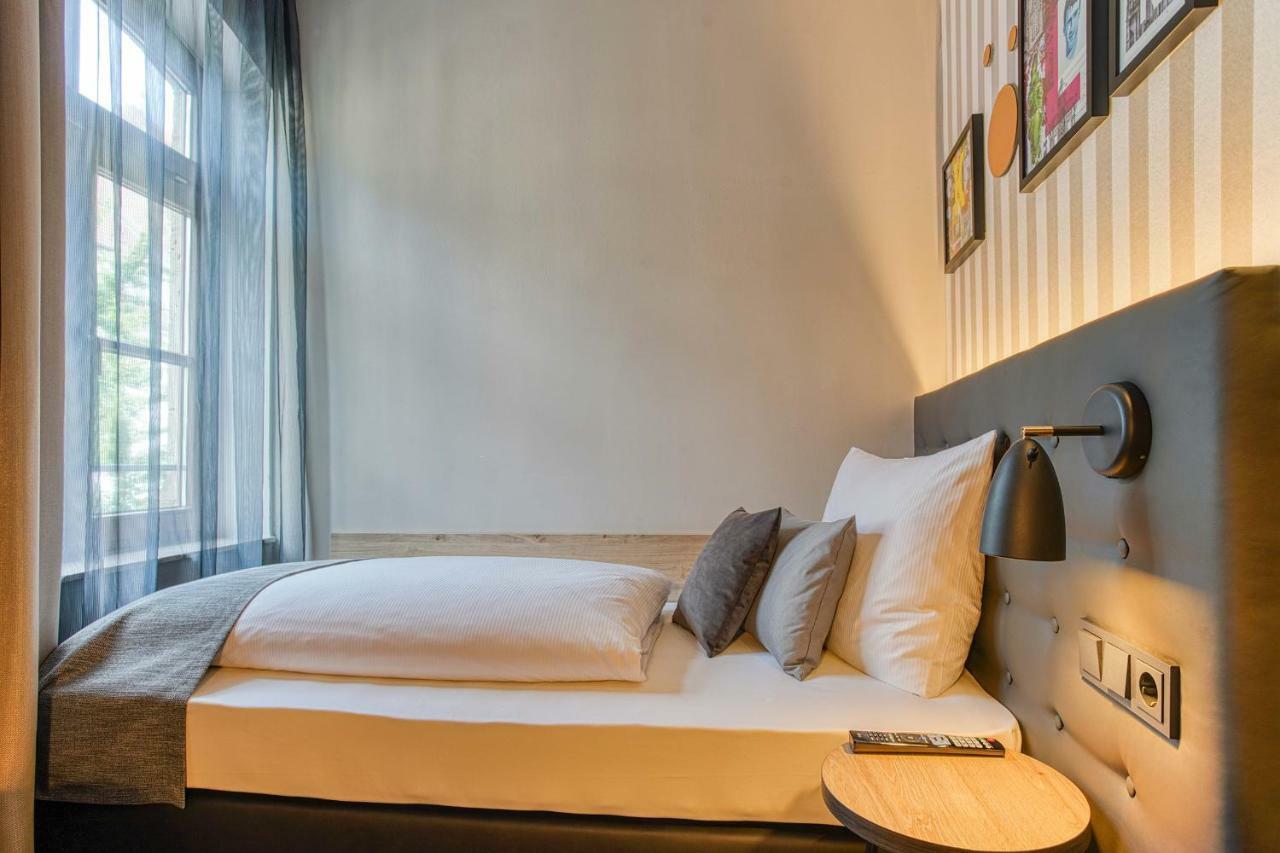 Boutique Hotel 026 Koeln St. Michael Екстериор снимка