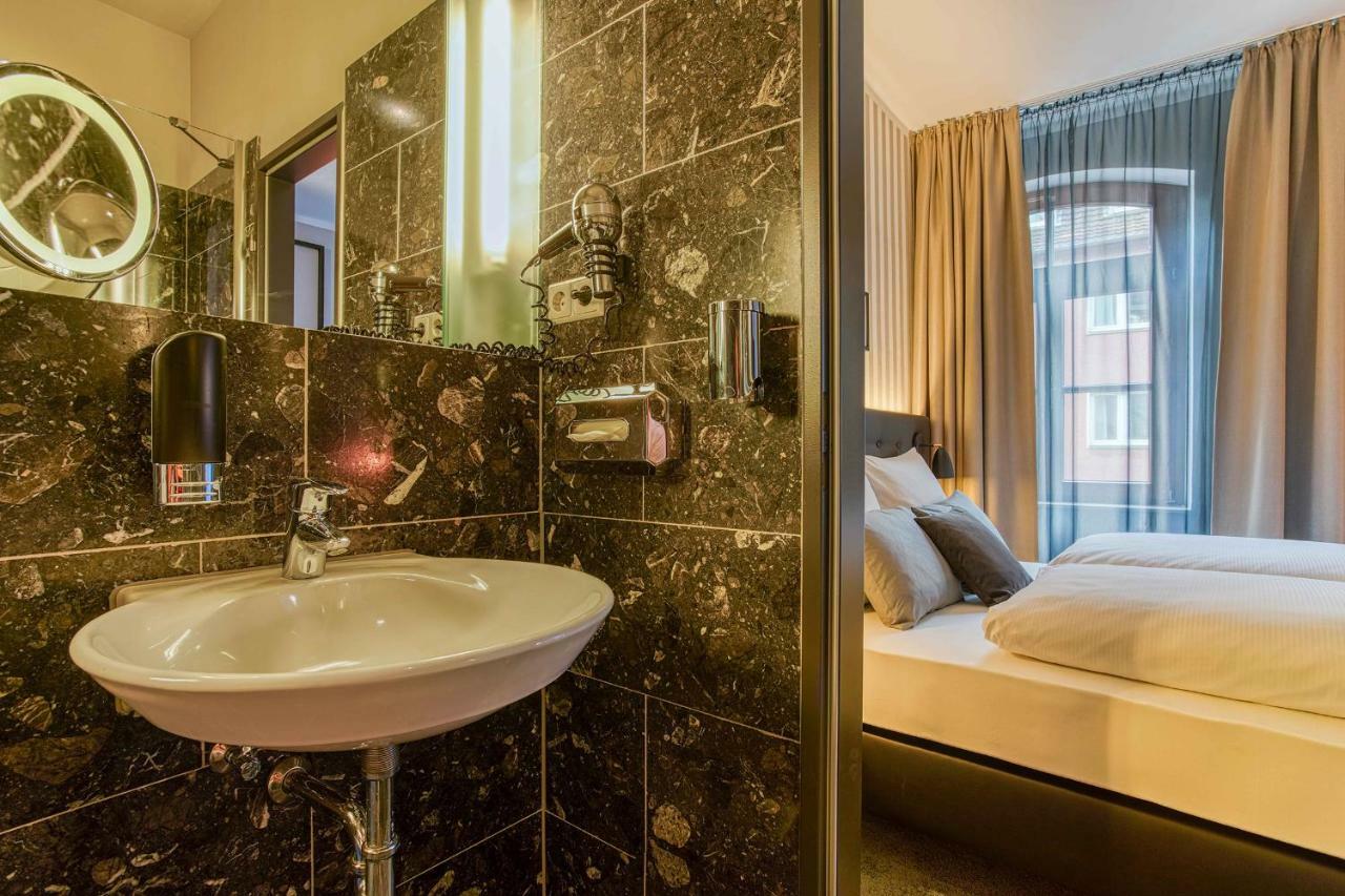 Boutique Hotel 026 Koeln St. Michael Екстериор снимка